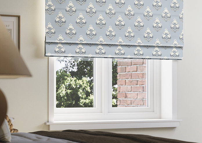 Midford, Mantels Peters - Roman Blind - Image 5
